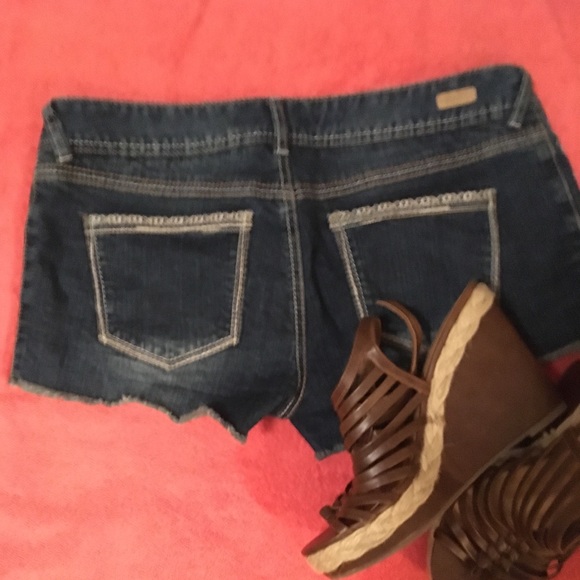 Red Camel Distressed Denim Shorts - Picture 2 of 4
